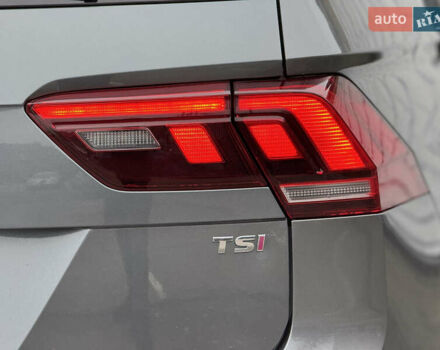 Серый Фольксваген Тигуан, объемом двигателя 2 л и пробегом 187 тыс. км за 18500 $, фото 14 на Automoto.ua