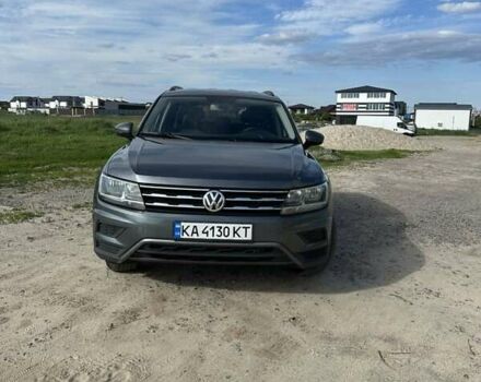 Сірий Фольксваген Тігуан, об'ємом двигуна 1.98 л та пробігом 300 тис. км за 16900 $, фото 6 на Automoto.ua