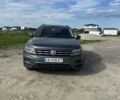 Сірий Фольксваген Тігуан, об'ємом двигуна 1.98 л та пробігом 300 тис. км за 16900 $, фото 6 на Automoto.ua