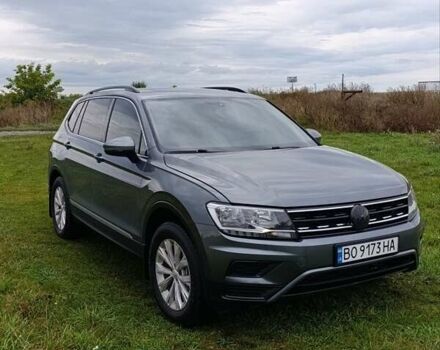 Серый Фольксваген Тигуан, объемом двигателя 2 л и пробегом 118 тыс. км за 16900 $, фото 4 на Automoto.ua