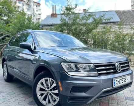 Серый Фольксваген Тигуан, объемом двигателя 2 л и пробегом 103 тыс. км за 331 $, фото 1 на Automoto.ua