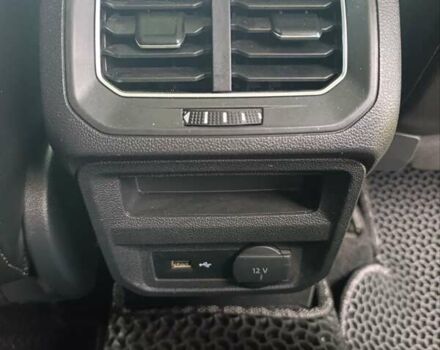 Серый Фольксваген Тигуан, объемом двигателя 2 л и пробегом 118 тыс. км за 16900 $, фото 1 на Automoto.ua