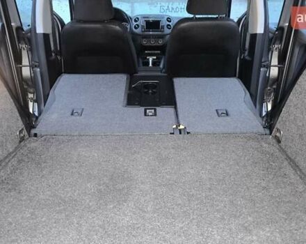 Серый Фольксваген Тигуан, объемом двигателя 1.98 л и пробегом 96 тыс. км за 12500 $, фото 18 на Automoto.ua