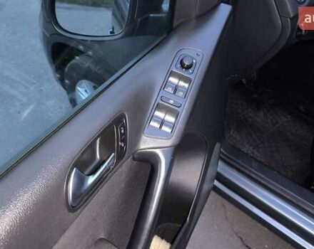 Серый Фольксваген Тигуан, объемом двигателя 1.98 л и пробегом 96 тыс. км за 12500 $, фото 21 на Automoto.ua