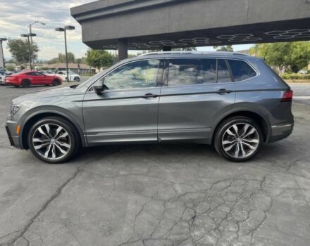 Сірий Фольксваген Тігуан, об'ємом двигуна 2 л та пробігом 38 тис. км за 9000 $, фото 3 на Automoto.ua