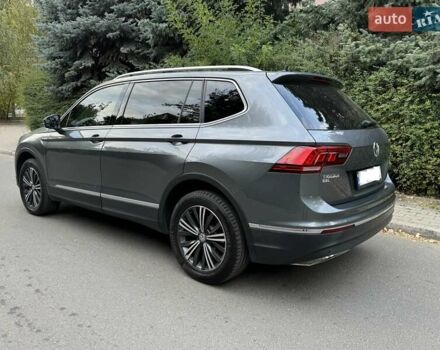 Серый Фольксваген Тигуан, объемом двигателя 1.98 л и пробегом 83 тыс. км за 26000 $, фото 5 на Automoto.ua