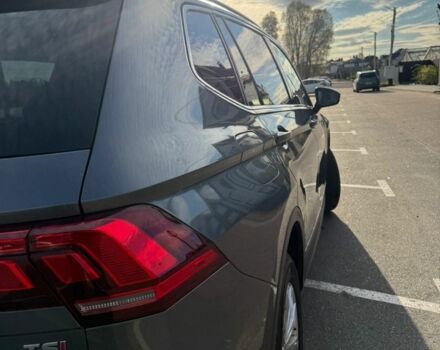 Серый Фольксваген Тигуан, объемом двигателя 2 л и пробегом 147 тыс. км за 17500 $, фото 6 на Automoto.ua