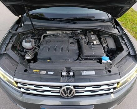 Серый Фольксваген Тигуан, объемом двигателя 2 л и пробегом 180 тыс. км за 30000 $, фото 19 на Automoto.ua
