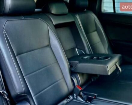 Серый Фольксваген Тигуан, объемом двигателя 1.98 л и пробегом 135 тыс. км за 21000 $, фото 6 на Automoto.ua