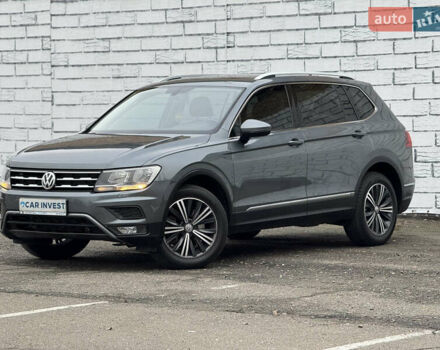 Серый Фольксваген Тигуан, объемом двигателя 2 л и пробегом 187 тыс. км за 18500 $, фото 5 на Automoto.ua