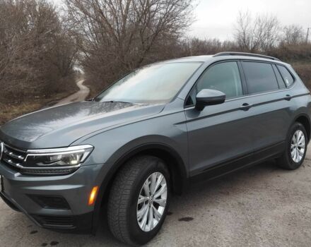 Серый Фольксваген Тигуан, объемом двигателя 2 л и пробегом 160 тыс. км за 16000 $, фото 7 на Automoto.ua