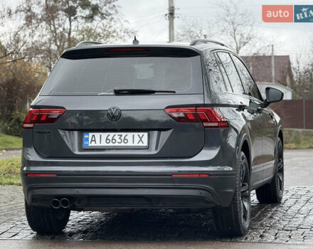 Серый Фольксваген Тигуан, объемом двигателя 2 л и пробегом 56 тыс. км за 24999 $, фото 38 на Automoto.ua