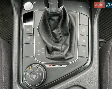 Серый Фольксваген Тигуан, объемом двигателя 1.97 л и пробегом 169 тыс. км за 24800 $, фото 20 на Automoto.ua