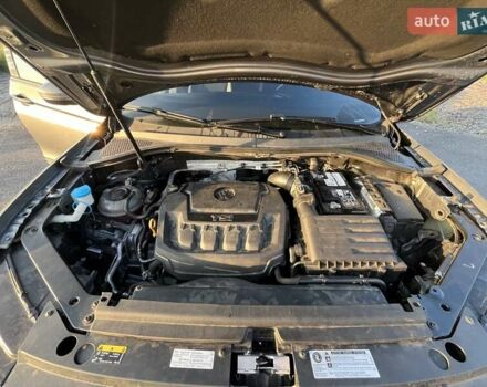 Серый Фольксваген Тигуан, объемом двигателя 1.98 л и пробегом 194 тыс. км за 16700 $, фото 12 на Automoto.ua