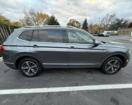 Серый Фольксваген Тигуан, объемом двигателя 2 л и пробегом 36 тыс. км за 18500 $, фото 5 на Automoto.ua