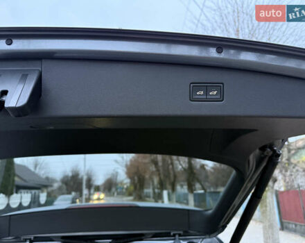 Серый Фольксваген Тигуан, объемом двигателя 2 л и пробегом 169 тыс. км за 21500 $, фото 14 на Automoto.ua