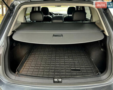 Серый Фольксваген Тигуан, объемом двигателя 1.98 л и пробегом 121 тыс. км за 20000 $, фото 10 на Automoto.ua