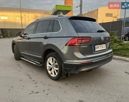 Сірий Фольксваген Тігуан, об'ємом двигуна 1.97 л та пробігом 145 тис. км за 27200 $, фото 6 на Automoto.ua