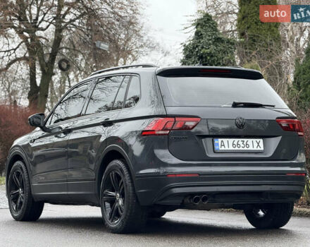 Серый Фольксваген Тигуан, объемом двигателя 2 л и пробегом 56 тыс. км за 24999 $, фото 42 на Automoto.ua