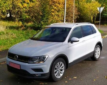 Серый Фольксваген Тигуан, объемом двигателя 2 л и пробегом 195 тыс. км за 23350 $, фото 18 на Automoto.ua