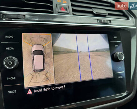 Серый Фольксваген Тигуан, объемом двигателя 2 л и пробегом 254 тыс. км за 17999 $, фото 20 на Automoto.ua