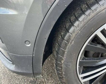 Серый Фольксваген Тигуан, объемом двигателя 1.98 л и пробегом 194 тыс. км за 24299 $, фото 74 на Automoto.ua