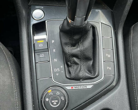 Сірий Фольксваген Тігуан, об'ємом двигуна 1.97 л та пробігом 145 тис. км за 27200 $, фото 15 на Automoto.ua