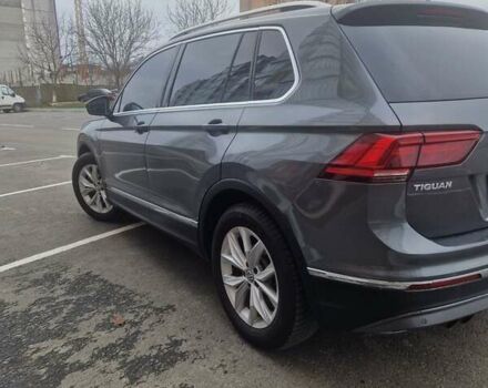 Серый Фольксваген Тигуан, объемом двигателя 1.98 л и пробегом 170 тыс. км за 20999 $, фото 7 на Automoto.ua
