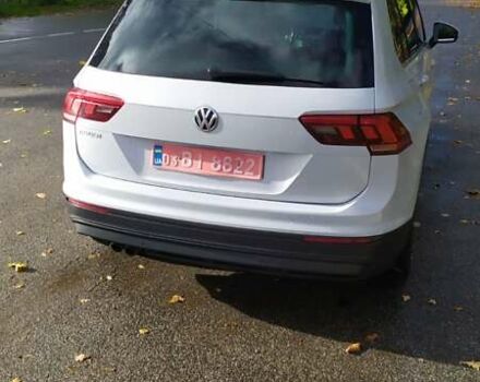 Серый Фольксваген Тигуан, объемом двигателя 2 л и пробегом 195 тыс. км за 23350 $, фото 27 на Automoto.ua