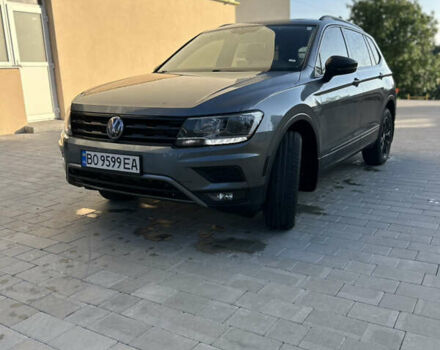 Сірий Фольксваген Тігуан, об'ємом двигуна 1.98 л та пробігом 145 тис. км за 17800 $, фото 6 на Automoto.ua