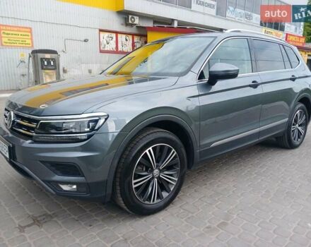 Серый Фольксваген Тигуан, объемом двигателя 1.98 л и пробегом 54 тыс. км за 25499 $, фото 2 на Automoto.ua