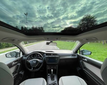 Серый Фольксваген Тигуан, объемом двигателя 2 л и пробегом 135 тыс. км за 18500 $, фото 16 на Automoto.ua