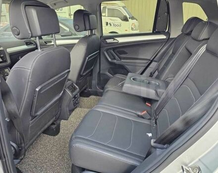 Серый Фольксваген Тигуан, объемом двигателя 2 л и пробегом 67 тыс. км за 20000 $, фото 11 на Automoto.ua