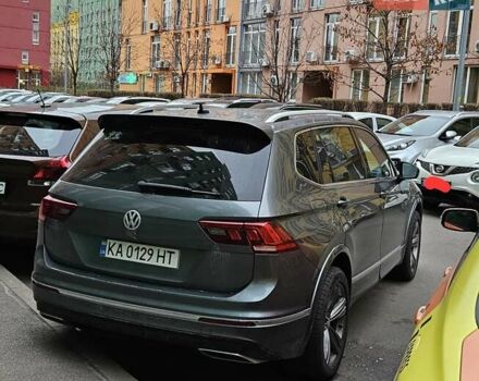 Серый Фольксваген Тигуан, объемом двигателя 1.98 л и пробегом 135 тыс. км за 21000 $, фото 1 на Automoto.ua