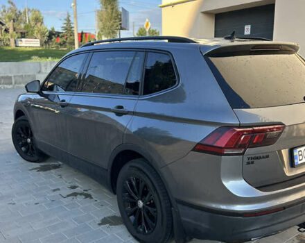 Сірий Фольксваген Тігуан, об'ємом двигуна 1.98 л та пробігом 145 тис. км за 17800 $, фото 13 на Automoto.ua