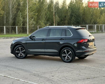 Серый Фольксваген Тигуан, объемом двигателя 1.98 л и пробегом 124 тыс. км за 26900 $, фото 7 на Automoto.ua