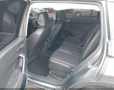 Серый Фольксваген Тигуан, объемом двигателя 2 л и пробегом 58 тыс. км за 18500 $, фото 6 на Automoto.ua