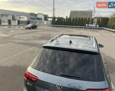 Сірий Фольксваген Тігуан, об'ємом двигуна 2 л та пробігом 175 тис. км за 19300 $, фото 5 на Automoto.ua