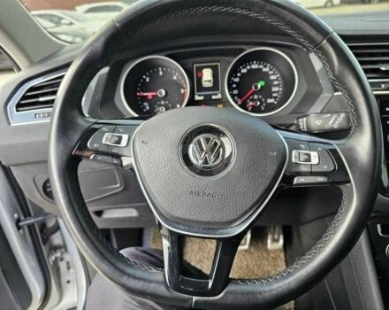 Серый Фольксваген Тигуан, объемом двигателя 2 л и пробегом 67 тыс. км за 20000 $, фото 12 на Automoto.ua