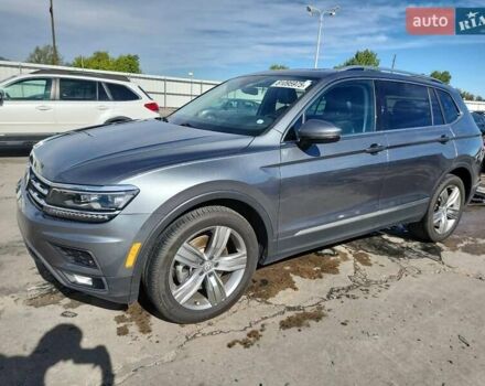 Серый Фольксваген Тигуан, объемом двигателя 2 л и пробегом 65 тыс. км за 22000 $, фото 1 на Automoto.ua