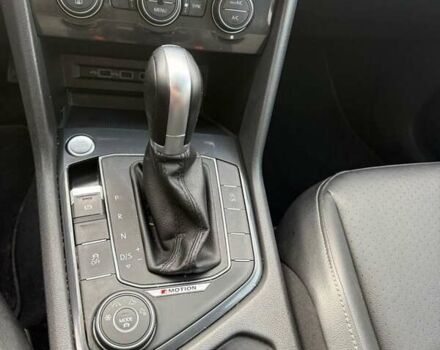 Серый Фольксваген Тигуан, объемом двигателя 2 л и пробегом 147 тыс. км за 17500 $, фото 15 на Automoto.ua