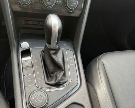 Серый Фольксваген Тигуан, объемом двигателя 2 л и пробегом 147 тыс. км за 17500 $, фото 14 на Automoto.ua