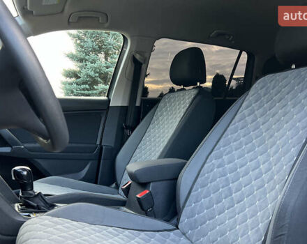 Серый Фольксваген Тигуан, объемом двигателя 2 л и пробегом 190 тыс. км за 17700 $, фото 8 на Automoto.ua