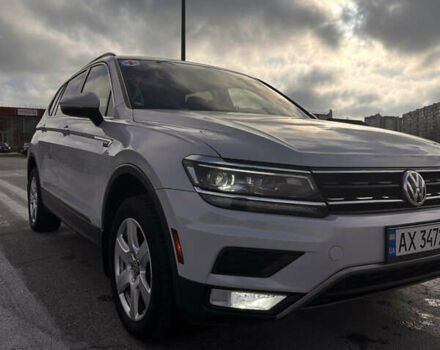 Серый Фольксваген Тигуан, объемом двигателя 1.98 л и пробегом 93 тыс. км за 21500 $, фото 5 на Automoto.ua