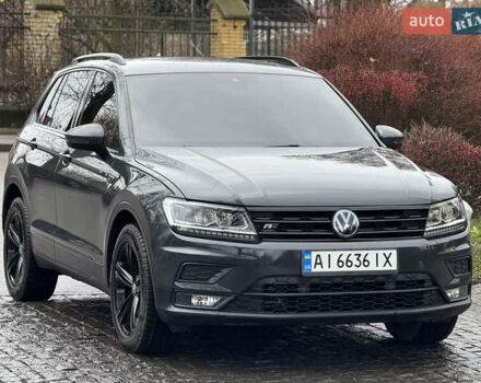 Серый Фольксваген Тигуан, объемом двигателя 2 л и пробегом 56 тыс. км за 24999 $, фото 29 на Automoto.ua