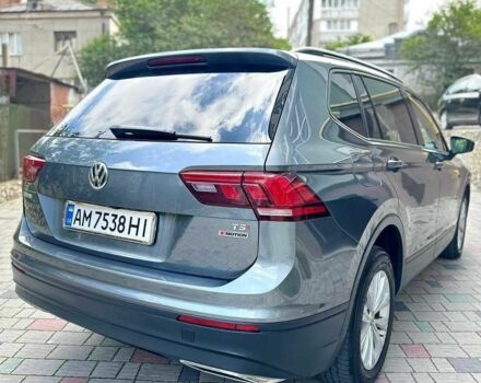 Серый Фольксваген Тигуан, объемом двигателя 2 л и пробегом 103 тыс. км за 331 $, фото 2 на Automoto.ua