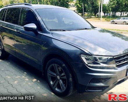 Серый Фольксваген Тигуан, объемом двигателя 2 л и пробегом 88 тыс. км за 16500 $, фото 3 на Automoto.ua