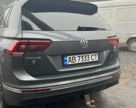 Серый Фольксваген Тигуан, объемом двигателя 1.97 л и пробегом 220 тыс. км за 26500 $, фото 7 на Automoto.ua