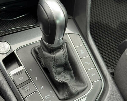 Серый Фольксваген Тигуан, объемом двигателя 1.98 л и пробегом 154 тыс. км за 25700 $, фото 16 на Automoto.ua