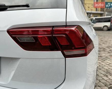 Серый Фольксваген Тигуан, объемом двигателя 1.98 л и пробегом 90 тыс. км за 15800 $, фото 23 на Automoto.ua